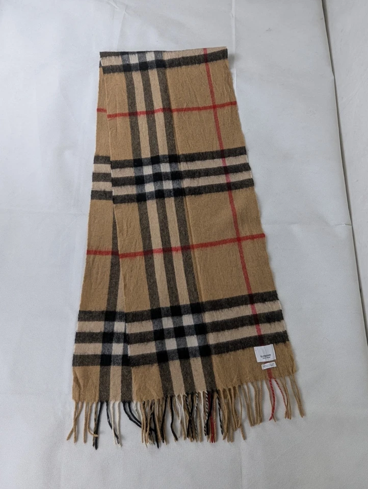 Bufanda a cuadros Burberry Cashmere Nova | Unisex Beige | Auténtica verificada | Limpia Foto 4 de 4