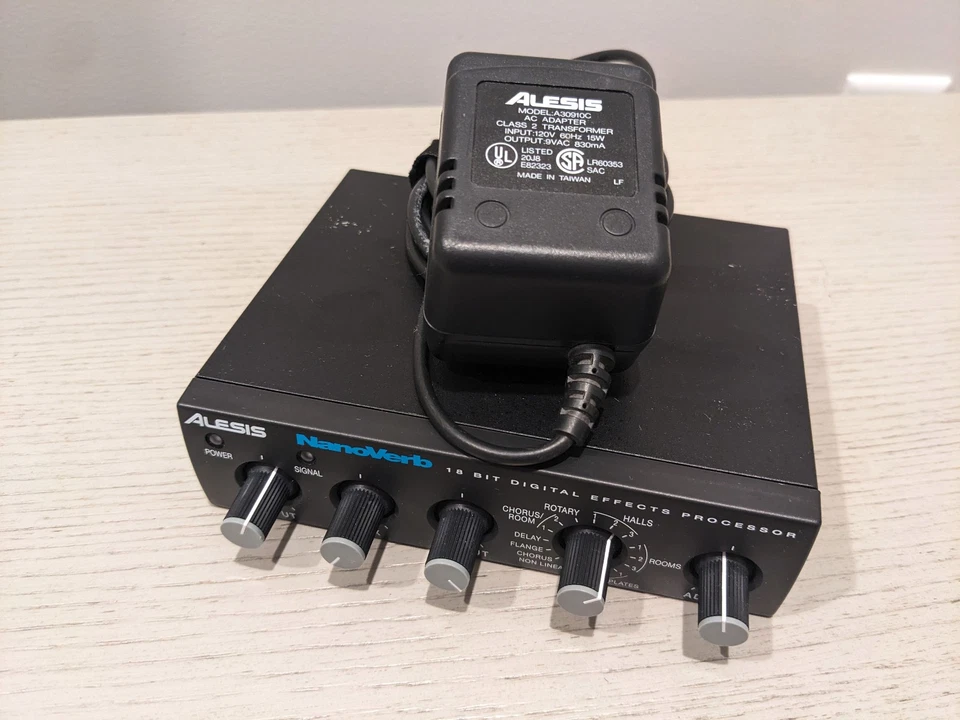Alesis NanoVerb 18-Bit Digital Effects Processor w/ Alesis Power Supply - Image 2 of 4
