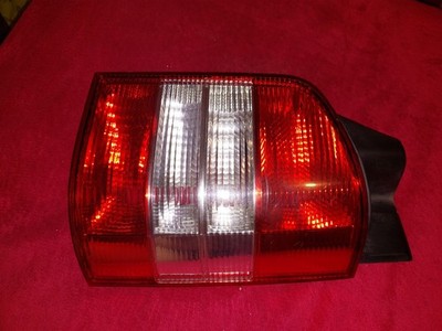 Volkswagen Transporter - Caravelle T5 2008 Rückleuchte 