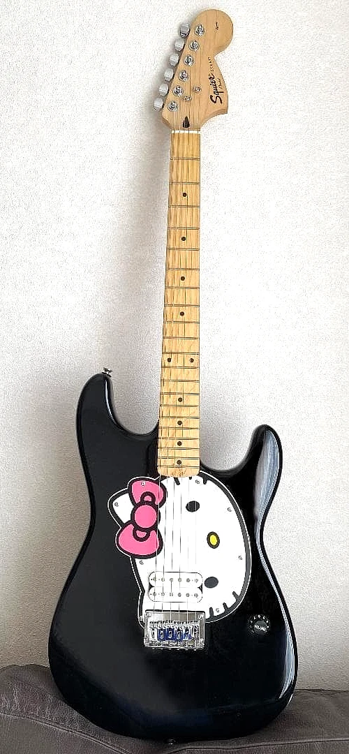 Fender Hello Kitty Guitar for sale | eBay