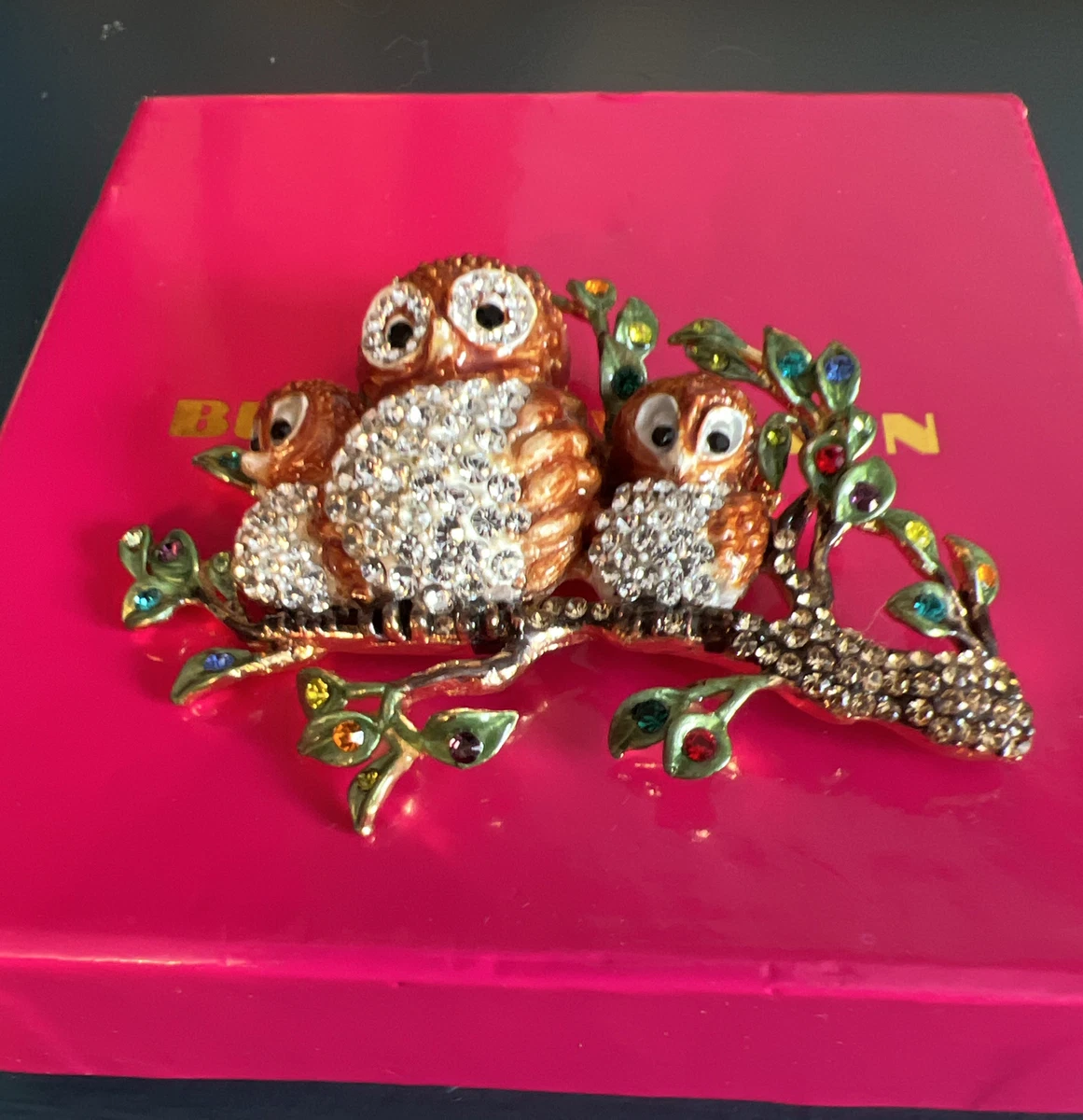 BUTLER WILSON Large Owls Brooch. Large Boxed RARE VGC