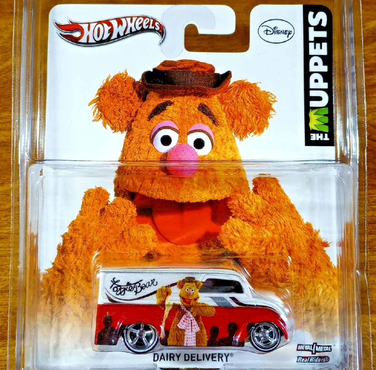 Hot Wheels Pop Culture The Muppets Dairy Delivery Fozzie Bear