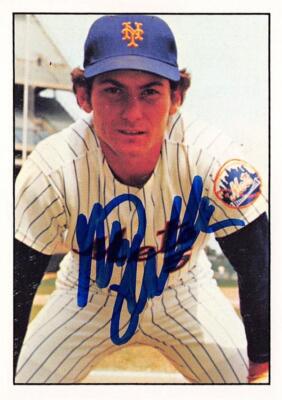 Mike Phillips autographed baseball card (New York Mets) 1975 SSPC #5