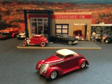 1:64 Hot Wheels Limited Edition Boyd Coddington Smoothster 1937 37 Ford Red
