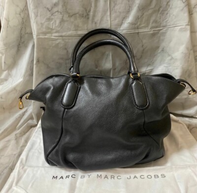 【美品✨️】MARC BY MARC JACOBS CLASSICQ レザー 黒 Authentic MARC by Marc Jacobs Classic Q-Franc Black Pebble Leather