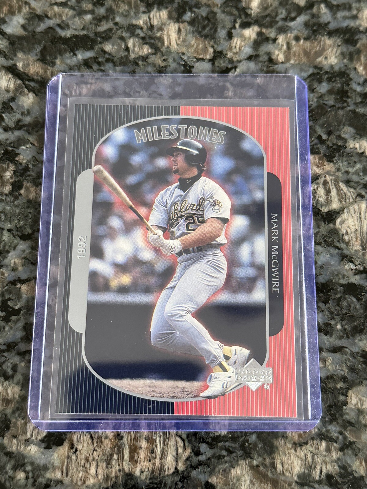1999 Upper Deck Mark McGwire 500 Home Run Gold Mark McGwire 8