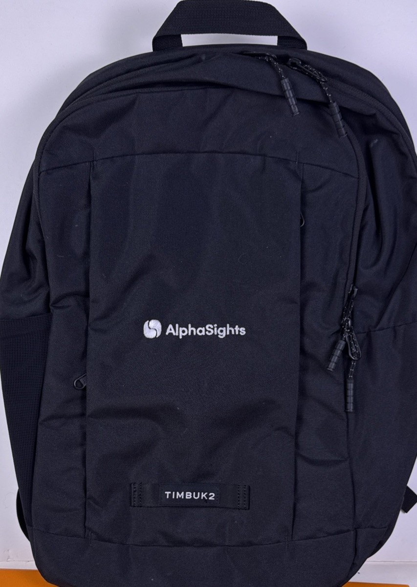 timbuk2 leader backpack 20l Custom Authority Laptop Deluxe Black Deluxe and a bottom zip pocket is the perfect place to store all of your chargers Backpack Review: The Timbuk2 Leader