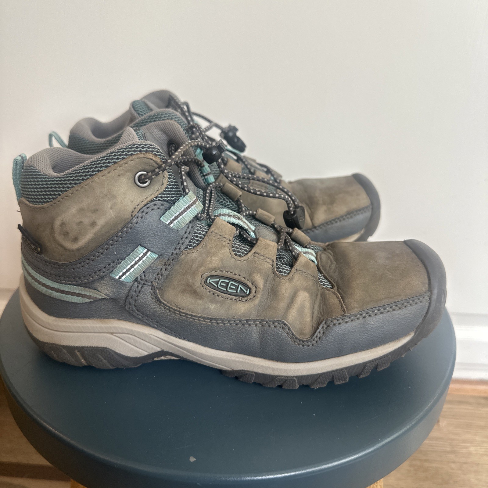 Scarpone da trekking basso Keen Targhee grigio marrone e verde acqua giovanile taglia 3 campeggio outdoor