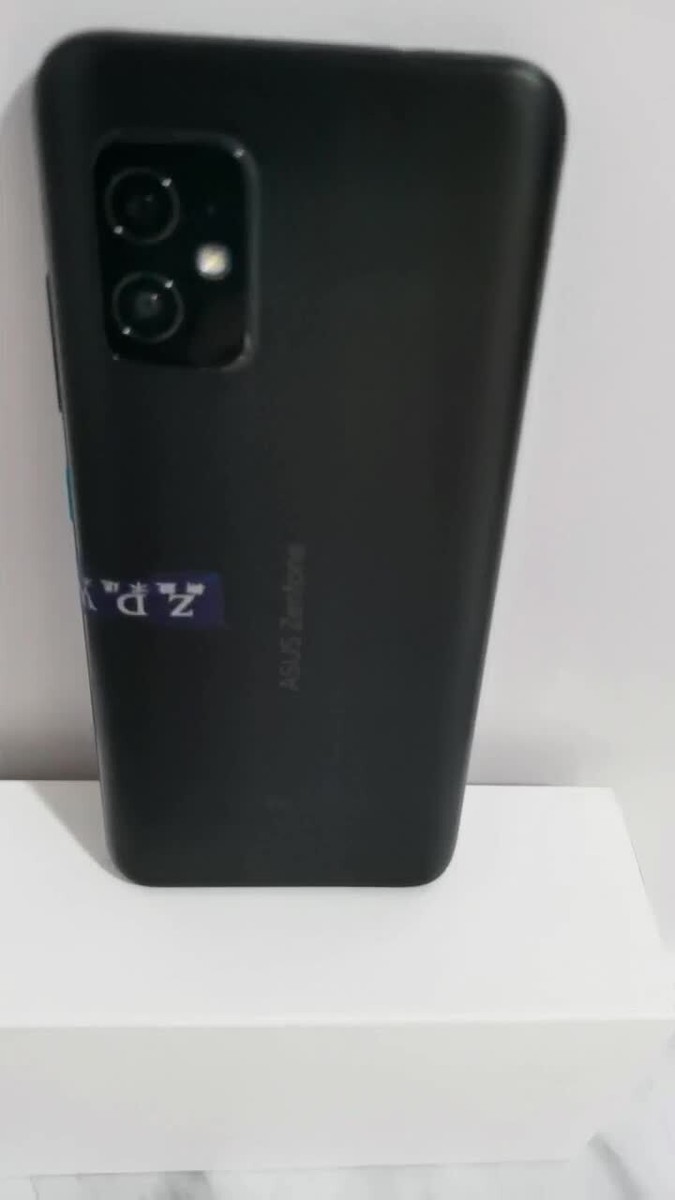 ASUS Zenfone 8 - 128/256GB Black/Silver Unlocked 5G Android Google