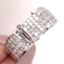 2.25ct Princess Cut Diamond Right-Hand Ring