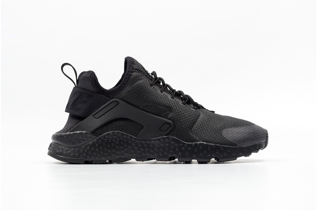 white huaraches junior