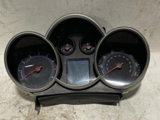 12 CHEVY CRUZE Speedometer Instrument Cluster