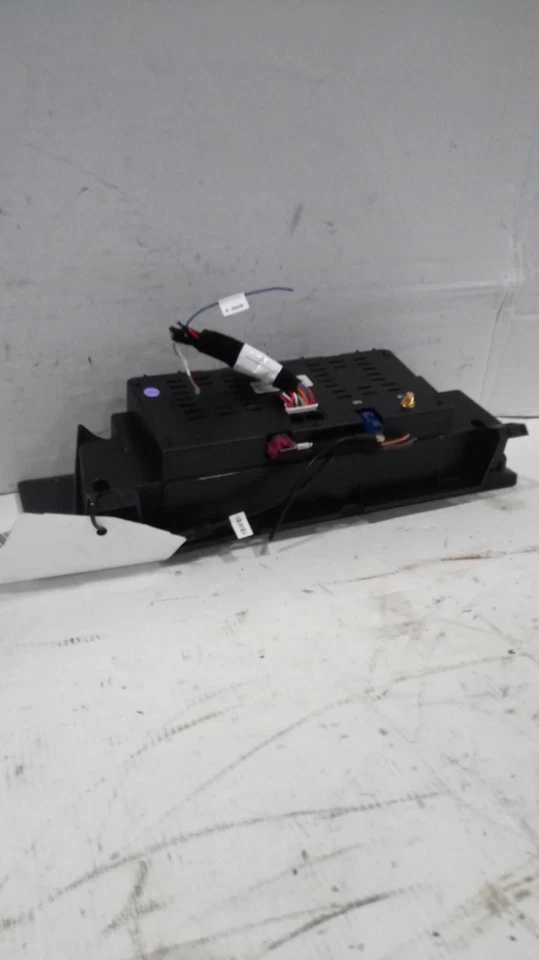 Pantalla de infoentretenimiento usada se adapta a: BMW 750I 2015 pantalla de visualización tablero delantero 10,25``` Foto 2 de 4