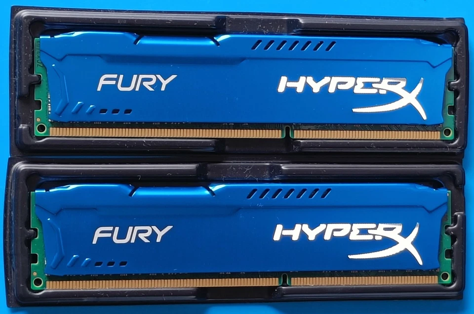 8 GB (2 x 4 GB) DDR3 1333 MHz KIT MEMORIE RAM KINGSTON 1,5V  DIMM PC3 PC DESKTOP - Immagine 2 di 4