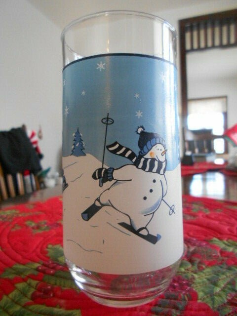Winter Valley Cooler Highball Tumblers (pair) 16 oz Northcrest Glass White Blue!