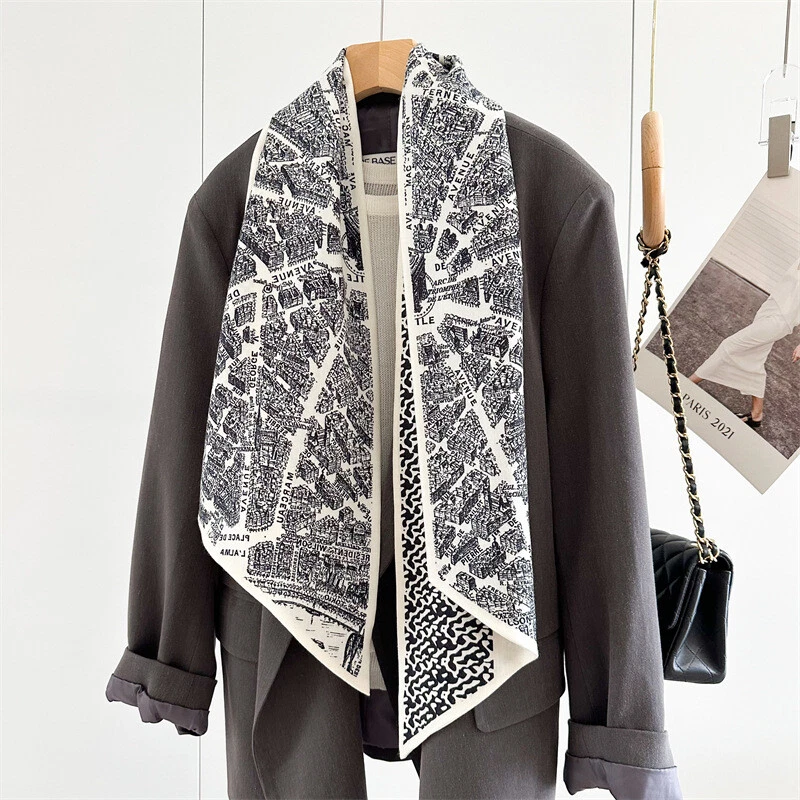 Bufanda Color Negro Blanco 40% Seda 60% Lana Estampado Doble Cara Chal Envoltura GIF de Navidad Foto 2 de 4