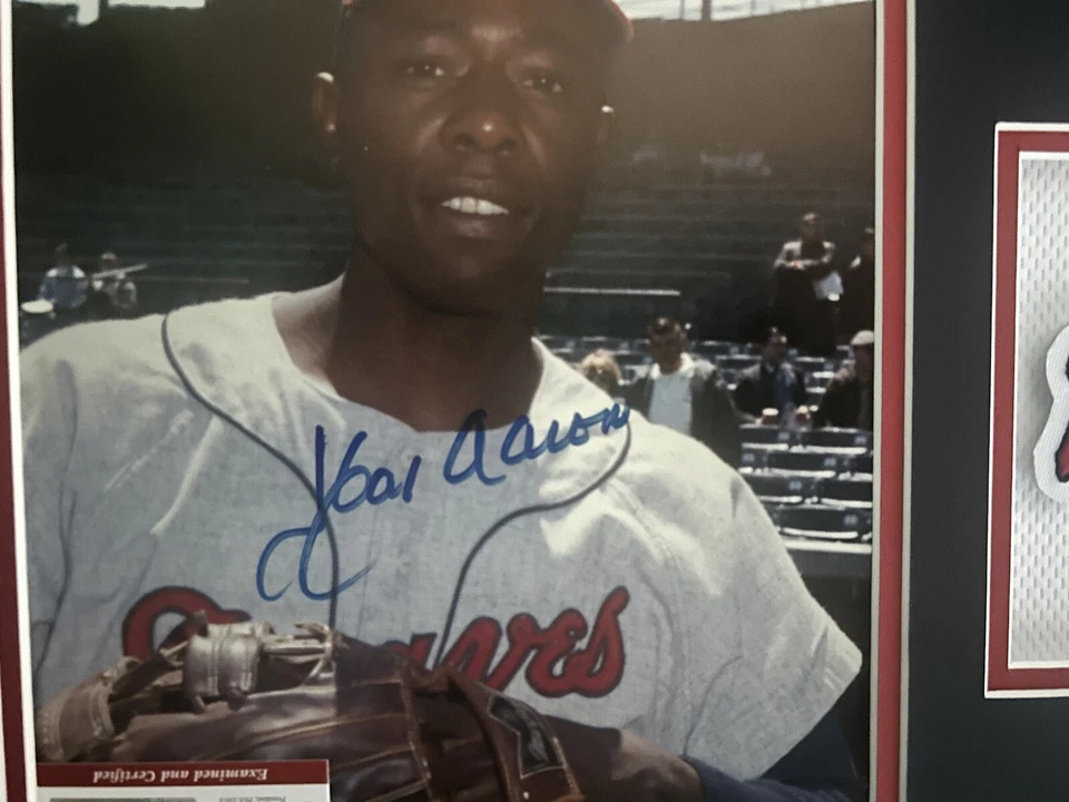 Hank Aaron PSA/DNA Autographed 12X16 Matted Photo 8X10 HOF Home Run King Braves - Image 3 of 4