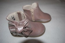 Baby Girls CHAMPAGNE PINK ANKLE BOOTS Metallic BOW Fashion Booties SIZE 3 5 6