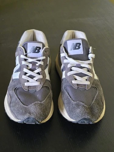 New Balance 57/40 Trainers Size 8