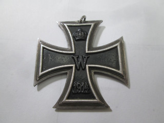 WW1 GERMAN ORIGINAL 2ND CLASS IRON CROSS NO RIBBION OR RING