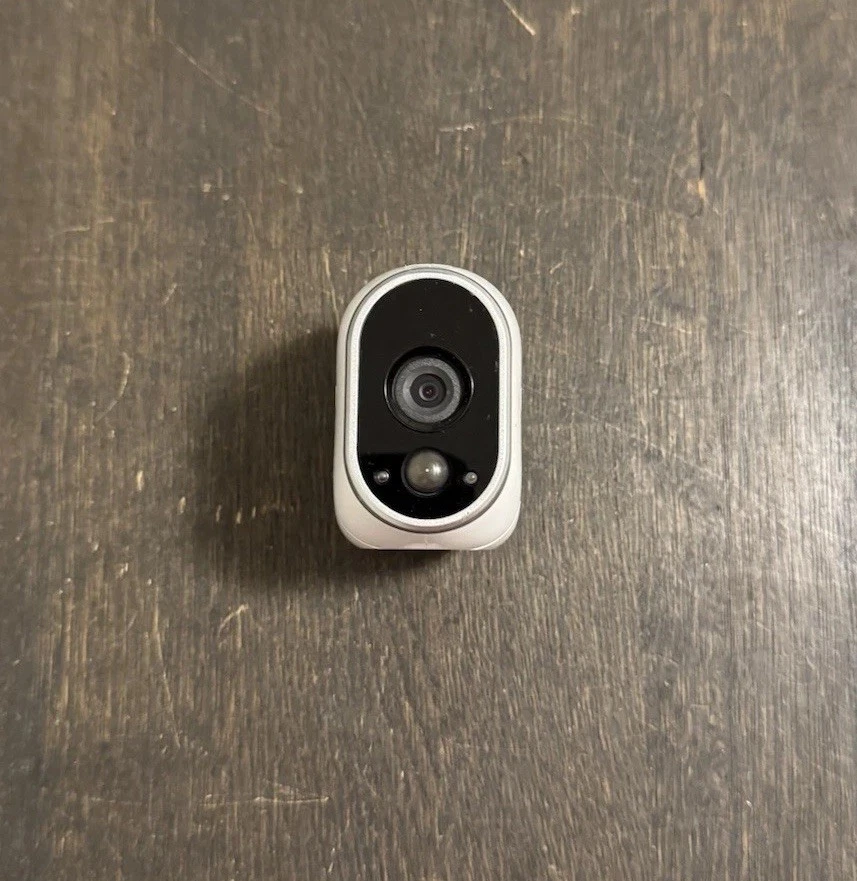 Netgear Arlo VMC3030 Indoor/Outdoor Security Camera - White - Image 2 of 4