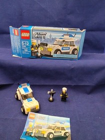 LEGO CITY: Police Car (7236) Used 100% complete w/instructions.  W/ Original box