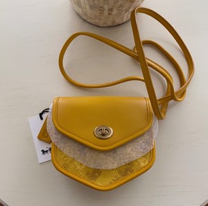 coach original turnlock