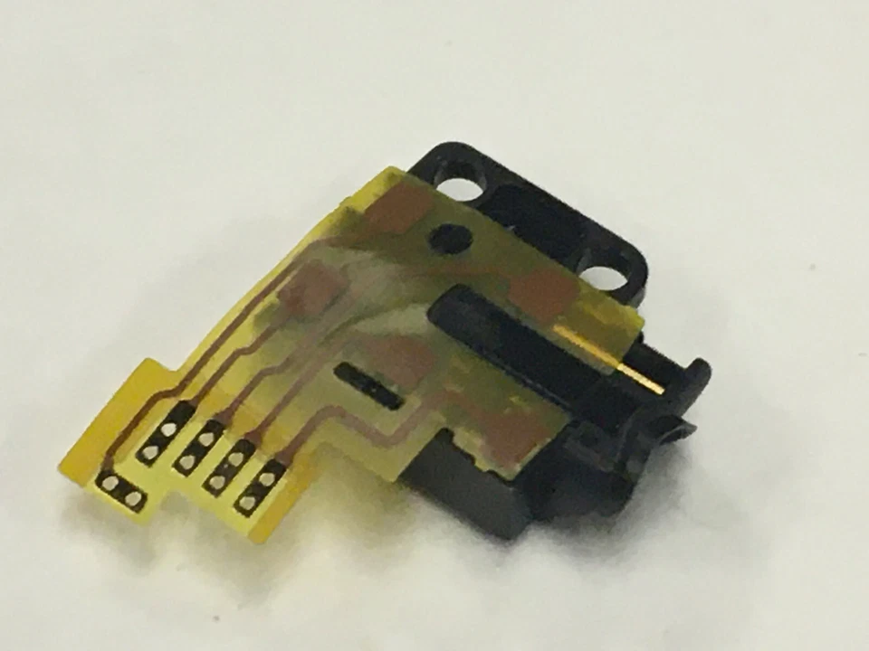 OEM Headphone Audio Jack Flex Cable for iPod Touch 3rd Gen A1318 8GB 32GB 64GB - Image 2 of 4