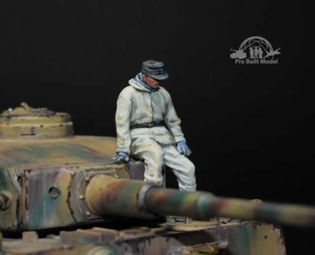 MiniArt 1/35 Soviet Tank Crew Winter Uniforms Plastic Model Kit 35244 Mna35244 for sale online