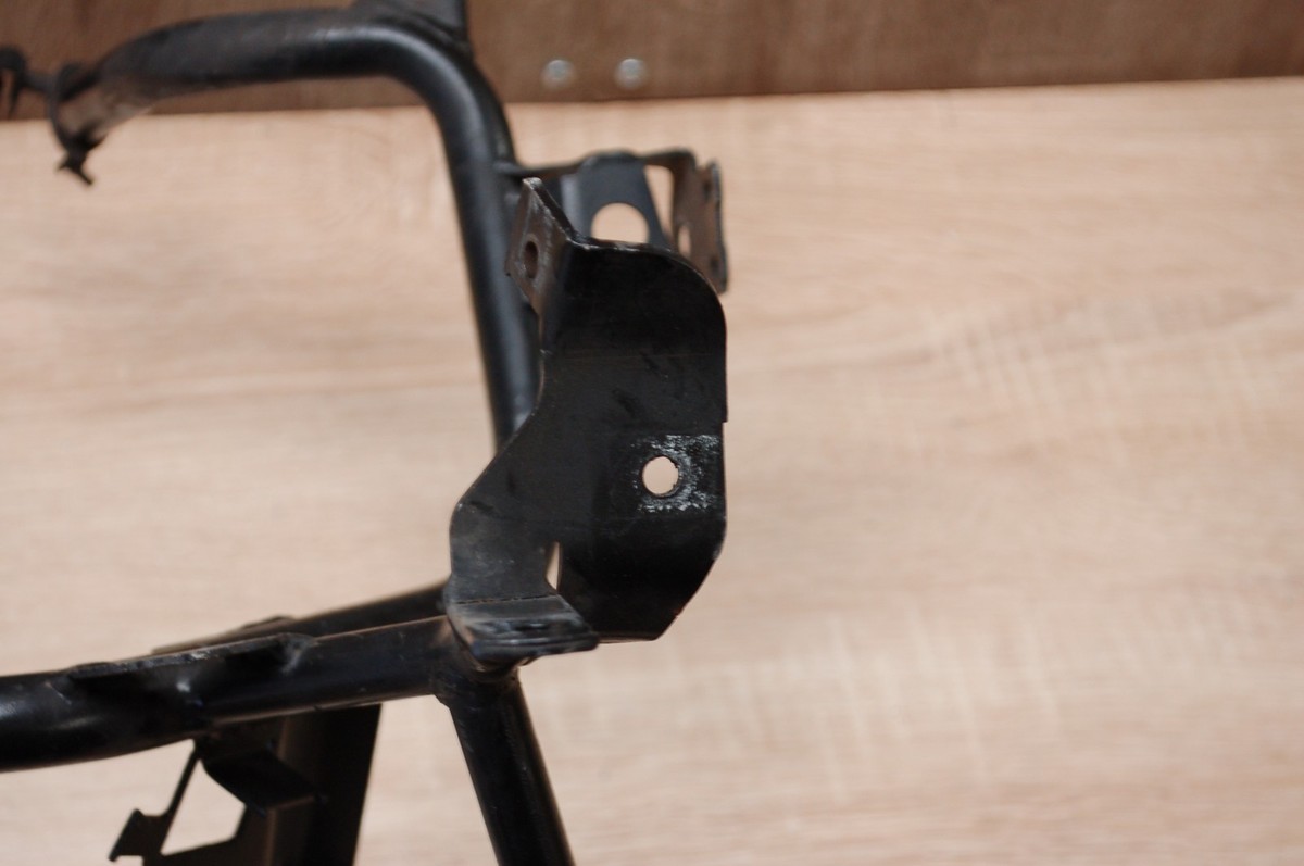 BMW R1200RT / R 1200 RT 2010 FAIRING BRACKET 46637723947 | eBay 