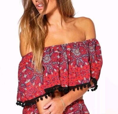 Boohoo (P) Petite Scarlett Paisley Pom Pom Floral Crop Top US