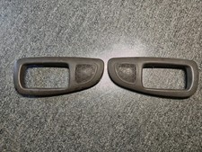 Manija de puerta delantera Subaru Impreza 1998-2001 interior marrón GC8