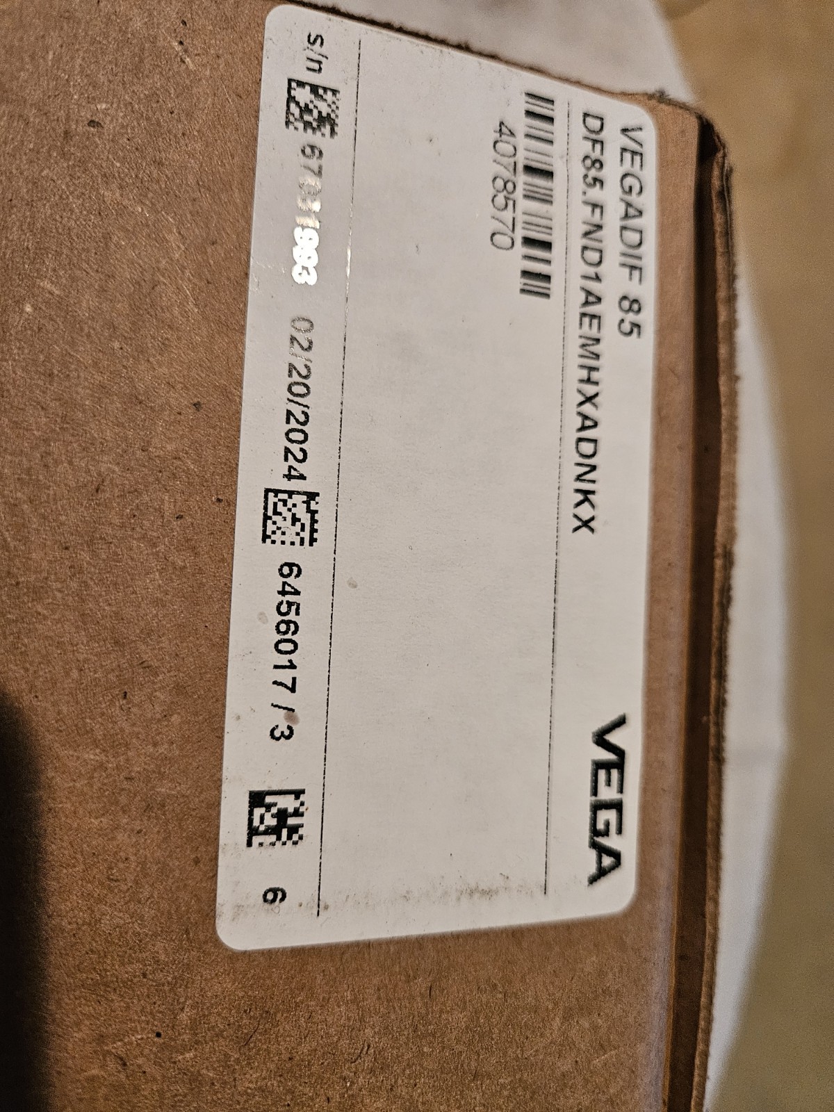 Box Loading Process VEGADIF 85 Process Pressure Transmitter DF85.FND1AEMHXADNKX NEW IN ...
