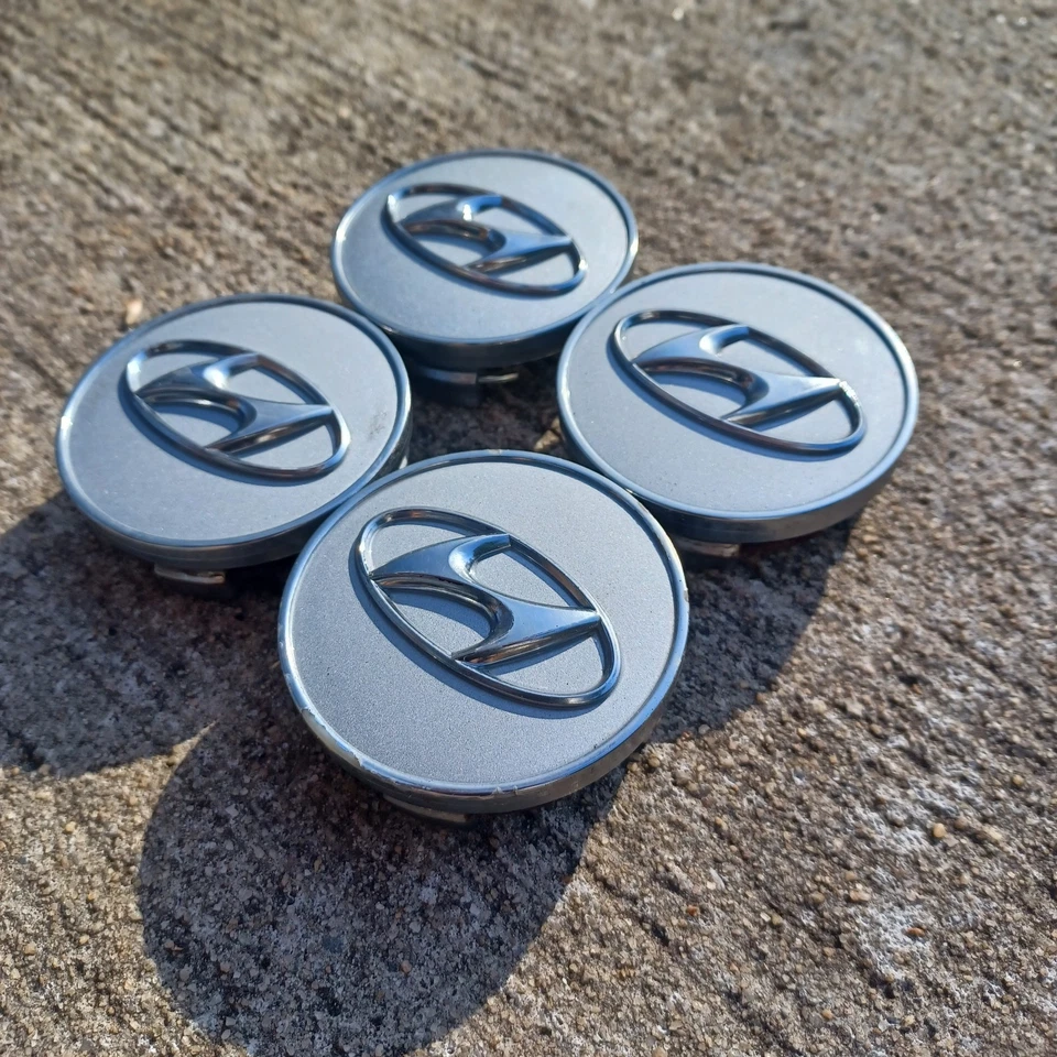 Juego de 4 tapas centrales Hyundai Sante Fe Vera Cruz, 2007-2013 p/n 52960 3K250 B1 Foto 2 de 3