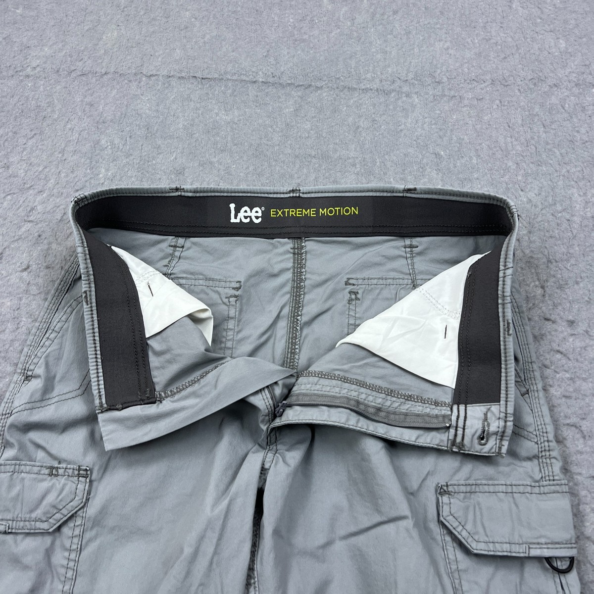 ペルフェクト Lee Extreme Motion Crossroad Cargo Shorts Mens 34 Silver
