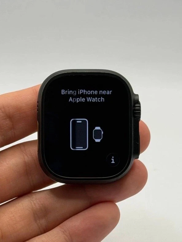 Apple Watch Ultra 3 49mm GPS+Cellular /Black Titanium Case with Black Ocean Band - Image 2 of 4