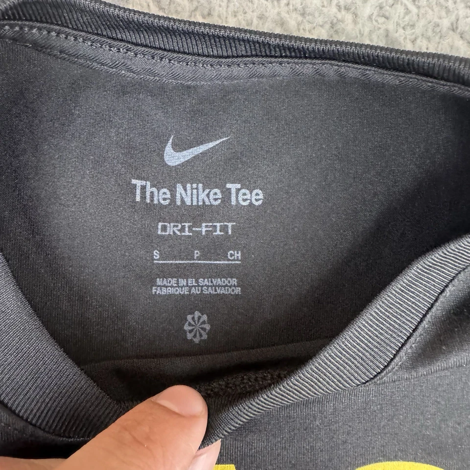 Oregon Ducks Soccer Team Issued Shirt Black Lives Matter Size Small Dri Fit - Image 4 of 4