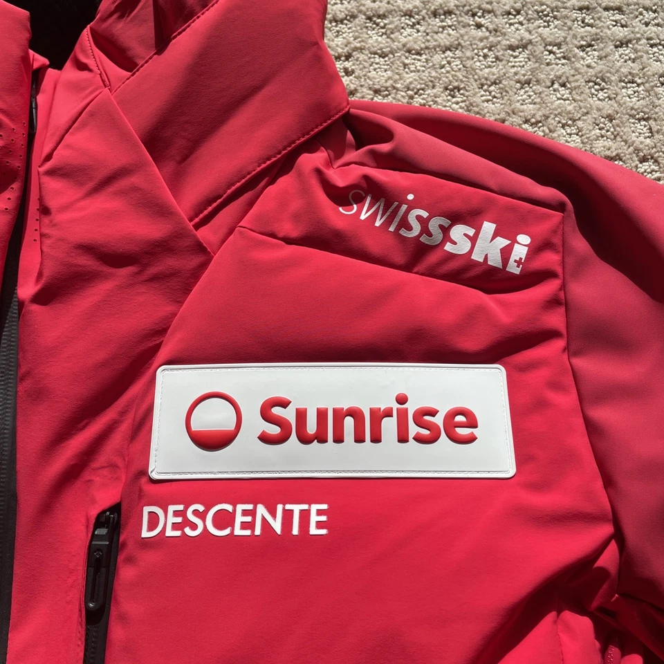 DESCENTE Swiss Ski Team S.I.O. Down Ski Jacket, MEN’s Large, NWT, DWMYGK21 - Image 3 of 4