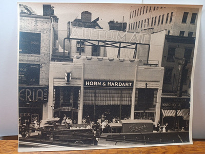1930's Horn & Hardart Automat New York City 8 x 10 Sepia Photo RRP 923