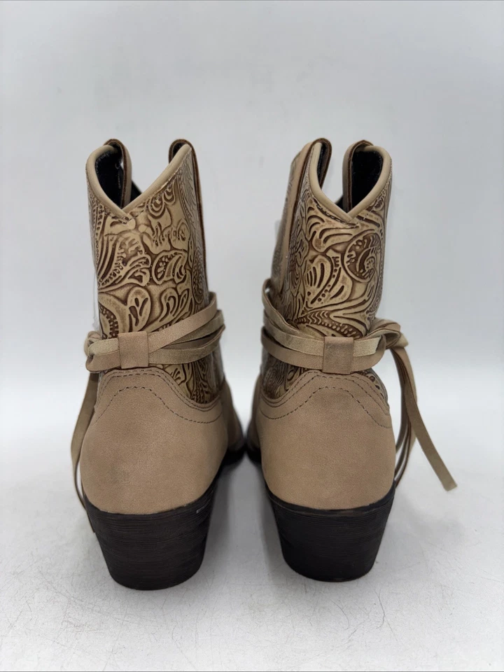 Dingo VALERIE Taupe Floral Tooled Knotted Pull On Western Boots Women’s 7.5 M - Image 4 of 4