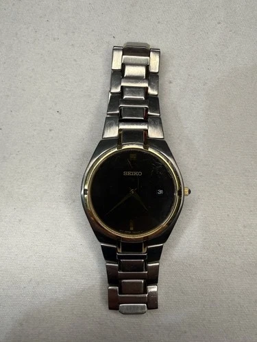 Vtg Seiko Watch Men Gold Silver Tone Day Date 7N39-0BD0 - NOT RUNNING