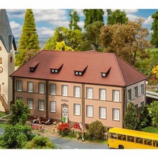 Lycée pour vieille ville - Faller 232383 - N 1/160