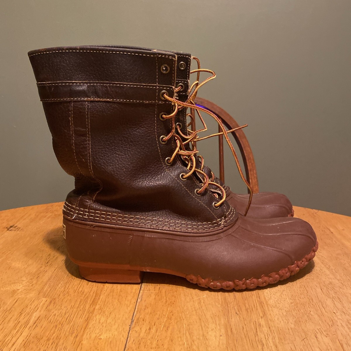 LL Bean Ltd. Edition Bean Boots Brown And Red/Sole 10” Men display picture 3