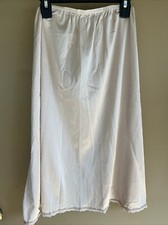 CABERNET Silky NYLON Beige FLORAL LACE HEM Slit Back HALF SLIP Size Large