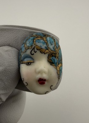 VTG? Signed Adagio Porcelain Hand-Painted Face Eyes Red Lips Small Brooch Pin