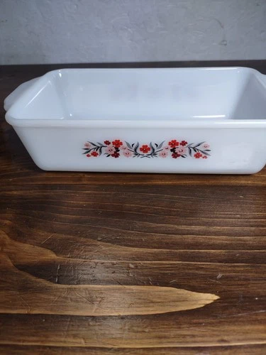 Fire-King Primrose 1 Quart Milk Glass Loaf Pan #409 Anchor Hocking Vintage