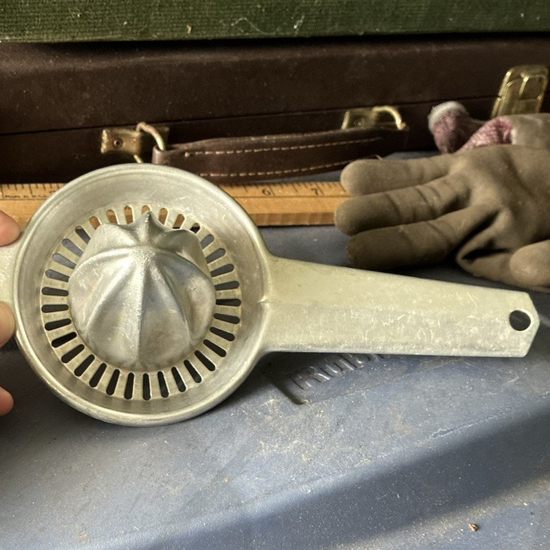 Manual Citrus Juicer Hand Press Vintage/Retro Silver Metal, MPN Does Not Apply