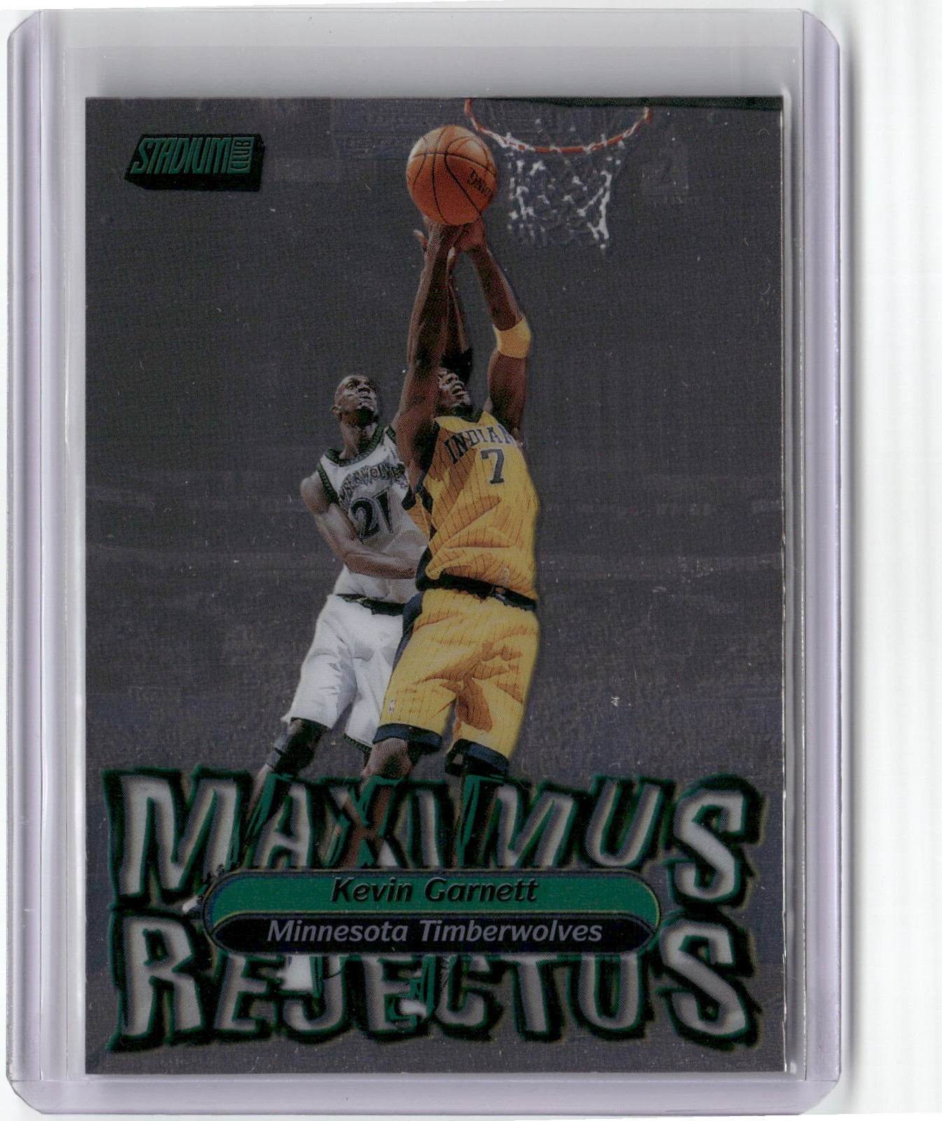 2001-02 Stadium Club #MR4 Kevin Garnett Maximus Rejectus
