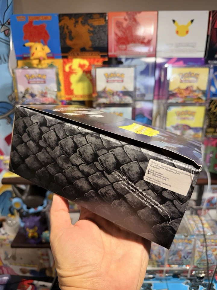 Dragon Shield Negro Mate 10 PACK CAJA DE EXHIBICIÓN Tamaño Estándar Mangas 100ct Foto 3 de 4