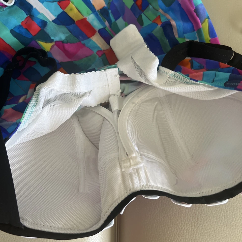 Top de natación Profile by Gottex Tankini multicolor geométrico acolchado con aros 32D Foto 4 de 4